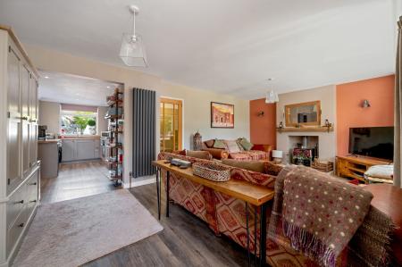 3 bedroom Detached house for sale in Dalgliesh Way, Asfordby, LE14