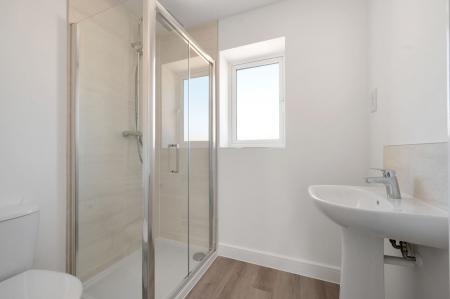 3 bedroom End of terrace house to let in Charles Dyer Close, Melton Mowbray, LE13