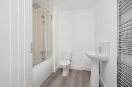 3 bedroom End of terrace house to let in Charles Dyer Close, Melton Mowbray, LE13