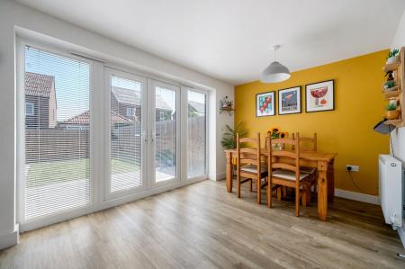 3 bedroom Terraced House for sale in Woolsthorpe Close, Melton Mowbray, LE13
