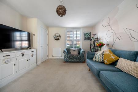 3 bedroom Terraced House for sale in Woolsthorpe Close, Melton Mowbray, LE13
