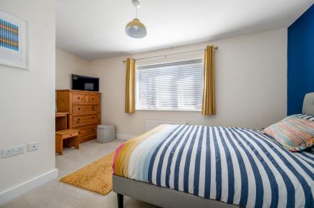 3 bedroom Terraced House for sale in Woolsthorpe Close, Melton Mowbray, LE13