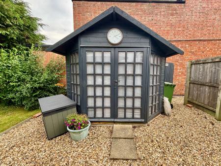 2 bedroom Detached bungalow for sale in Kings Road, Melton Mowbray, LE13
