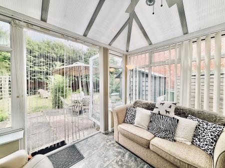 2 bedroom Detached bungalow for sale in Kings Road, Melton Mowbray, LE13