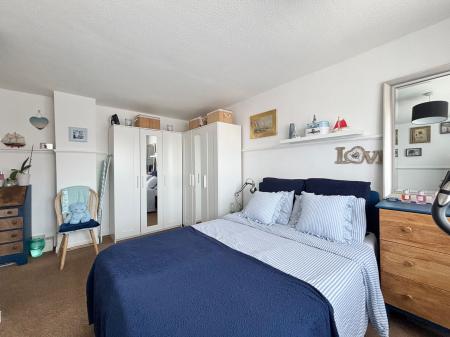 3 bedroom Terraced House for sale in Wren Close, Melton Mowbray, LE13