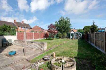3 bedroom Semi-detached house for sale in Petersfield Road, Melton Mowbray, LE13