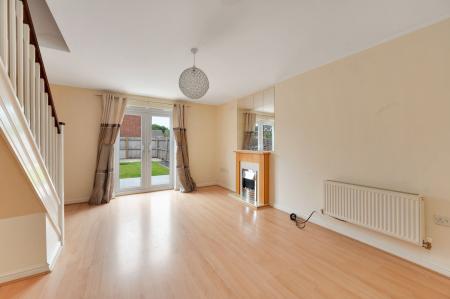 2 bedroom Semi-detached house to let in Buttermere Close, Melton Mowbray, LE13