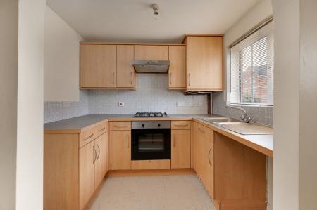 2 bedroom Semi-detached house to let in Buttermere Close, Melton Mowbray, LE13