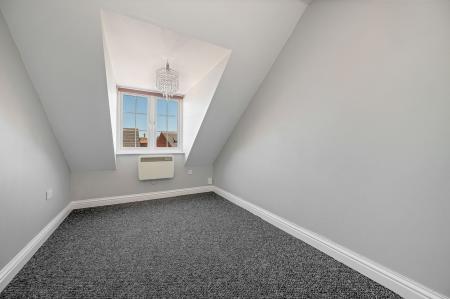 2 bedroom Flat to let in Melton Road, Syston, LE7