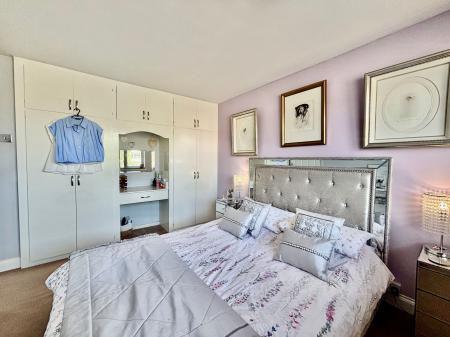 3 bedroom Semi-detached house for sale in Valley Road, Melton Mowbray, LE13