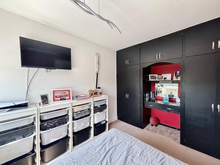 3 bedroom Semi-detached house for sale in Valley Road, Melton Mowbray, LE13