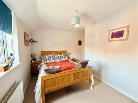 2 bedroom Flat for sale in Red Deer Close, Asfordby, LE14