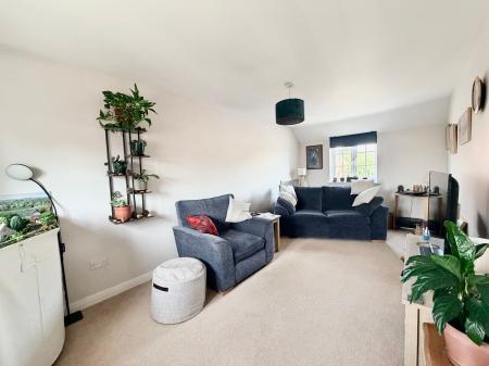 2 bedroom Flat for sale in Red Deer Close, Asfordby, LE14