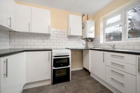2 bedroom Terraced House to let in Wentworth Drive, Grantham, NG31