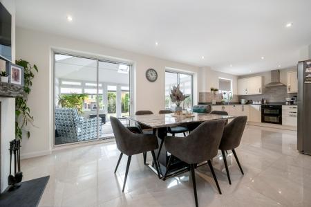 4 bedroom Detached house for sale in Clover Drive, Melton Mowbray, LE13
