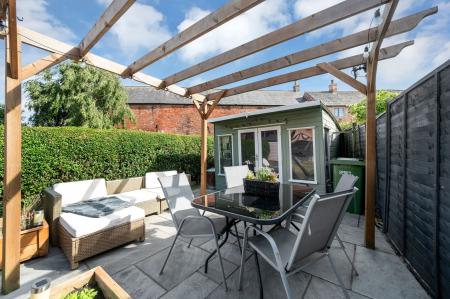 3 bedroom Semi-detached house for sale in Elms Road, Melton Mowbray, LE13