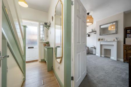 3 bedroom Semi-detached house for sale in Elms Road, Melton Mowbray, LE13