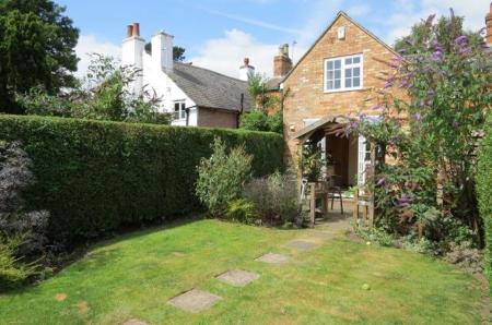 3 bedroom Cottage to let in Hoby Road, Thrussington, LE7