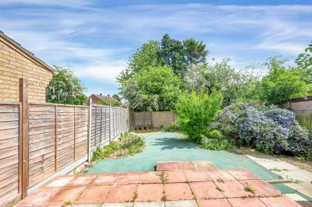 2 bedroom Semi-detached house to let in Turnor Close, Colsterworth, NG33
