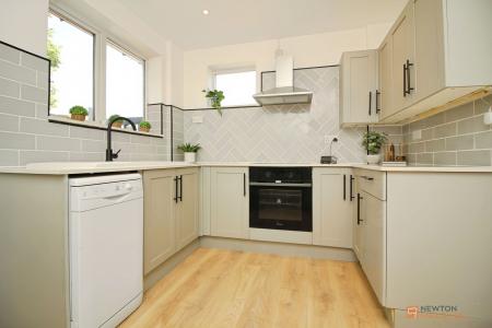 2 bedroom Detached bungalow to let in Weavers Wynd, East Goscote, LE7