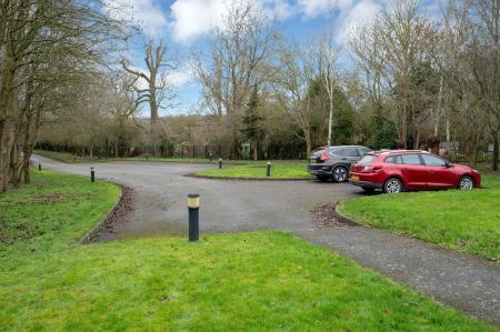 2 bedroom Flat to let in Dalby Road, New Dorian Lodge, LE13