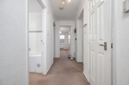 2 bedroom Flat to let in Dalby Road, New Dorian Lodge, LE13
