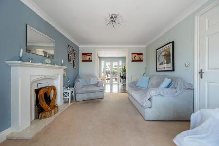 4 bedroom Detached house for sale in Horseguards Way, Melton Mowbray, LE13