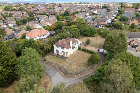 5 bedroom Detached house for sale in Nottingham Road, Melton Mowbray, LE13