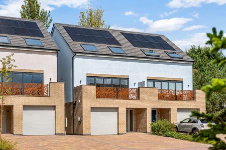4 bedroom Town house for sale in Copper Meadow, Asfordby Hill, LE14