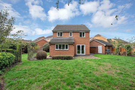 4 bedroom Detached house for sale in Cowman Close, Asfordby, LE14
