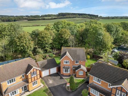 4 bedroom Detached house for sale in Cowman Close, Asfordby, LE14