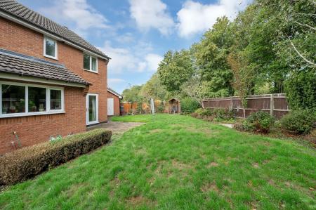 4 bedroom Detached house for sale in Cowman Close, Asfordby, LE14