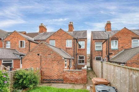 2 bedroom Terraced House to let in Thorpe Road, Melton Mowbray, LE13