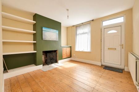 2 bedroom Terraced House to let in Thorpe Road, Melton Mowbray, LE13