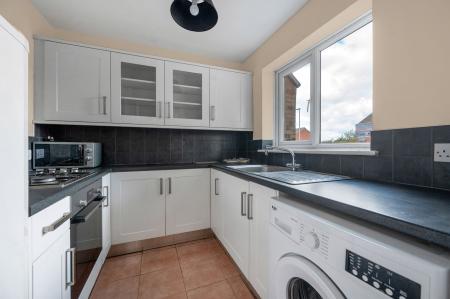 2 bedroom Semi-detached house to let in Kestrel Road, Melton Mowbray, LE13