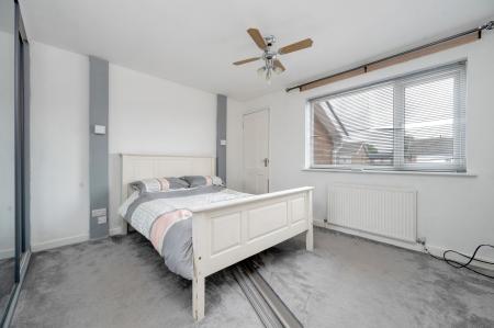 2 bedroom Terraced House to let in Long Furrow, East Goscote, LE7