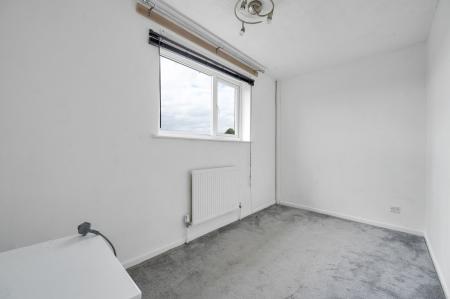 2 bedroom Terraced House to let in Long Furrow, East Goscote, LE7