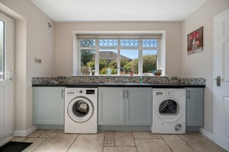 3 bedroom Detached house for sale in Granville Road, Melton Mowbray, LE13
