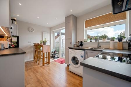 2 bedroom Semi-detached house for sale in Tamar Road, Melton Mowbray, LE13