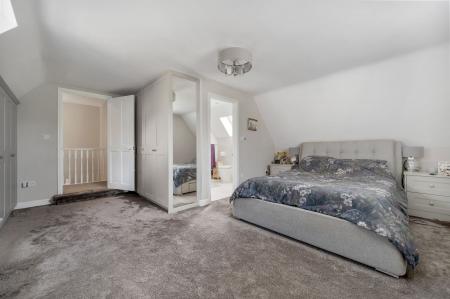 4 bedroom Detached house for sale in Stonesby Road, Saltby, LE14