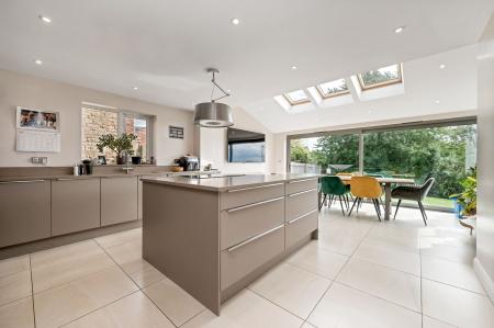 4 bedroom Detached house for sale in Stonesby Road, Saltby, LE14