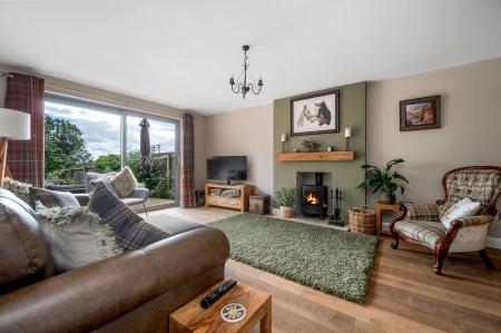 4 bedroom Detached house for sale in Stonesby Road, Saltby, LE14