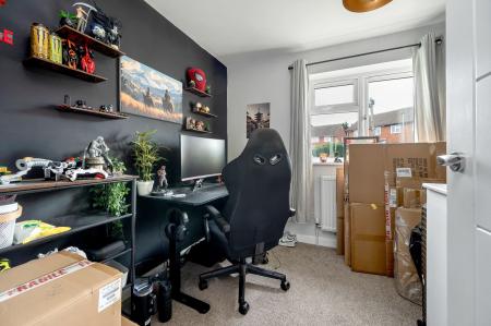 3 bedroom Semi-detached house for sale in Sherwood Drive, Melton Mowbray, LE13
