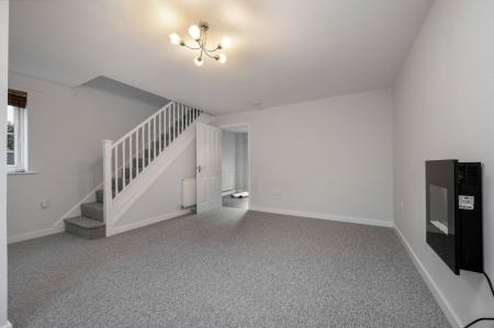 3 bedroom Semi-detached house to let in Russet Way, Melton Mowbray, LE13