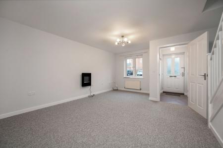 3 bedroom Semi-detached house to let in Russet Way, Melton Mowbray, LE13