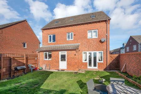 5 bedroom Detached house for sale in Houghton Close, Asfordby Hill