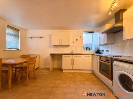 2 bedroom Flat for sale in The Bell Tower, Barnby Road, Newark
