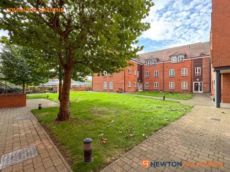 2 bedroom Flat for sale in The Courtyard, Castle Brewery, Newark