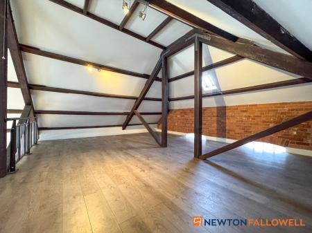 2 bedroom Flat for sale in The Courtyard, Castle Brewery, Newark