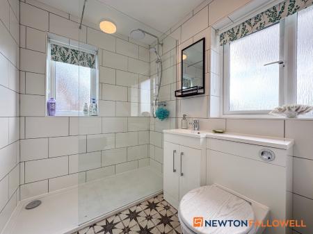 3 bedroom Semi-detached house for sale in Crow Park Avenue, Sutton-on-Trent